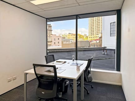 Image 8 of Regus - 125 Queen Street