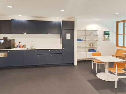 Image 6 of Hq - Boulevard A. Reyers 70