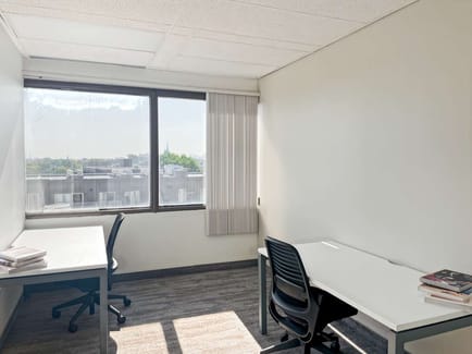 Image 11 of Regus - 1100 Boul Crémazie E,8th Floor