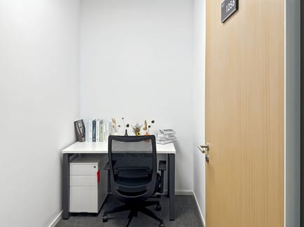 Image 11 of Regus - No. 668 Gaoxin Avenue, Hongshan District,Wuhan, Hubei Province,12F, Optics Valley Financial Centre