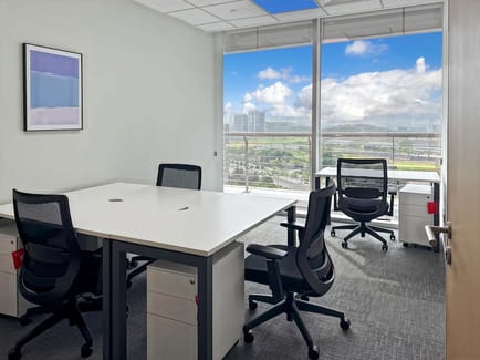 Image 8 of Regus - No. 668 Gaoxin Avenue, Hongshan District,Wuhan, Hubei Province,12F, Optics Valley Financial Centre