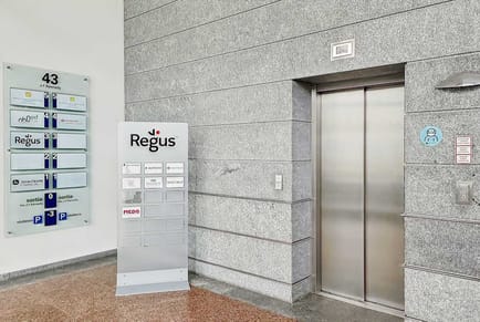 Image 12 of Regus - 43 avenue John F. Kennedy