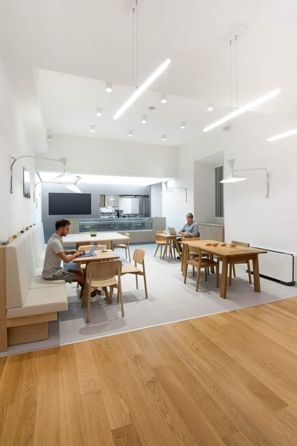 Image 8 of Spaces - Via Vittorio Veneto 54b