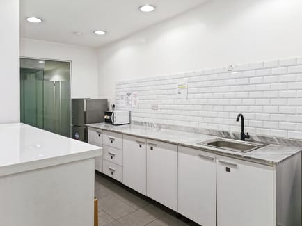 Image 13 of Regus - Block 10, Plot 2 & 3 Admiralty Way,Lekki Phase 1,Lagos