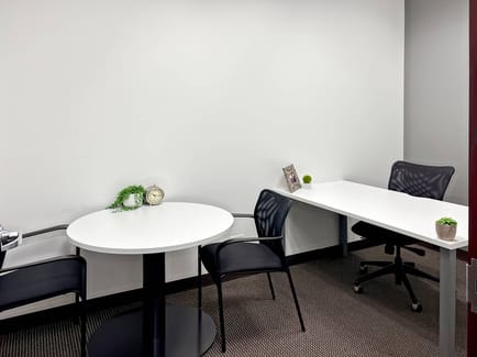 Image 7 of Regus - 401 Bay Street,16th Floor