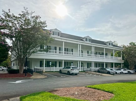 Image 2 of Hq - 106 York Way