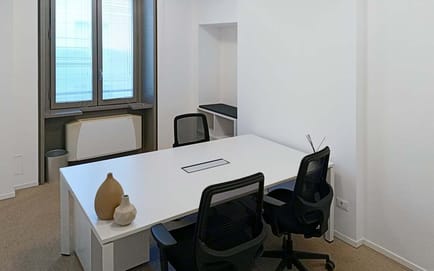 Image 4 of Regus - Via Dante 16,Quartiere Castello