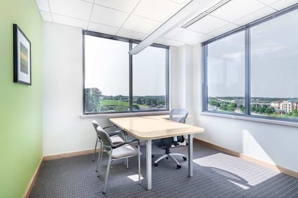 Image 4 of Regus - 2810 Crossroads Drive,Suite 4000