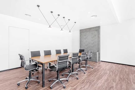 Image 3 of Regus - Sheikh Mohammed Bin Rashid Blvd,Boulevard Plaza, Tower 1 Level 9