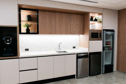Image 6 of Regus - Via Samborondon km. 1.5  Edificio Los Arcos Plaza Torre 2 B,Suite 240