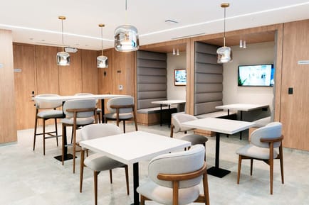 Image 8 of Regus - Via Samborondon km. 1.5  Edificio Los Arcos Plaza Torre 2 B,Suite 240