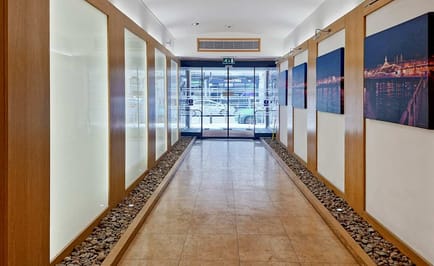 Image 14 of Regus - Queensbury House, 106 Queens Road