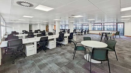 Image 5 of Regus - Queensbury House, 106 Queens Road