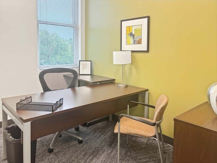 Image 4 of Regus - 675 Town Square Boulevard,Firewheel Town Center, Suite 200