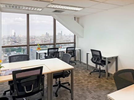 Image 4 of Regus - 30th Floor, Chartered Square Building,152 North Sathorn Road Silom,Bangrak