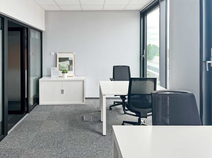 Image 4 of Regus - Robotnicza 42A
