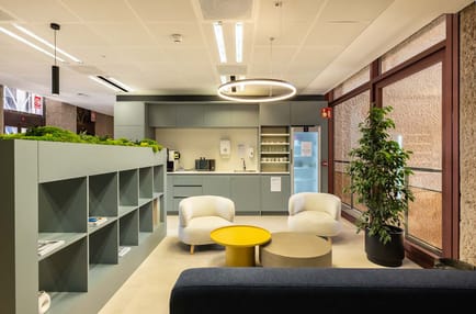 Image 5 of Regus - C. de Juan Ignacio Luca de Tena, 1,San Blas-Canillejas