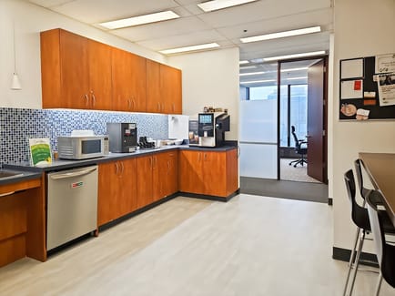 Image 6 of Regus - 701 West Georgia Street,Suite 1500
