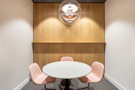 Image 2 of Spaces - Terminal 1,Evert van de Beekstraat 202