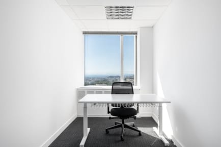 Image 4 of Regus - 2-4 Messogion Avenue,Athens Towers, 21st floor