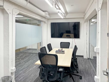 Image 3 of Regus - 307 Orchard City Drive,1st Floor