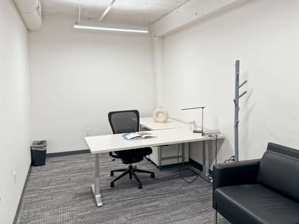 Image 4 of Regus - 307 Orchard City Drive,1st Floor