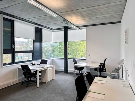 Image 4 of Basepoint - Andersons Road
