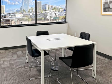 Image 1 of Regus - 300 W Clarendon,3rd Floor