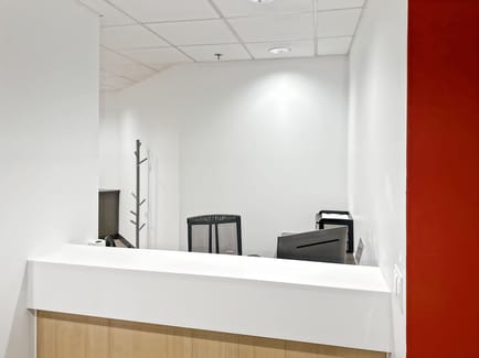 Image 2 of Regus - 300 W Clarendon,3rd Floor