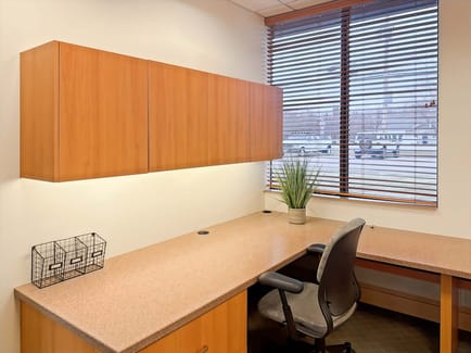 Image 7 of Regus - 264 South River Road