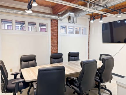 Image 3 of Regus - 322 W Main St