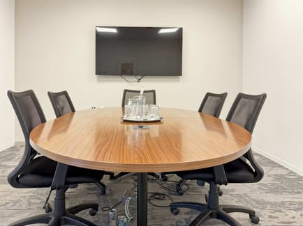 Image 3 of Regus - 544 Lakeview Parkway,Suite 100