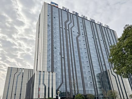 Image 1 of Hq - 14th floor of the building at 193 meters east of the intersection of Xingfu Road and Gaoxin Road,Yuetang District