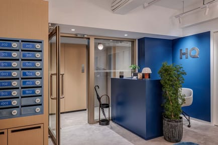 Image 2 of Hq - 102-104 Des Voeux Road Central, Central,1/F—10/F, The Voeux