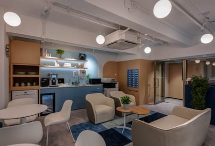 Image 5 of Hq - 102-104 Des Voeux Road Central, Central,1/F—10/F, The Voeux