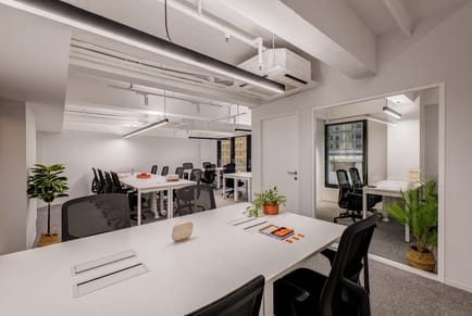 Image 7 of Hq - 102-104 Des Voeux Road Central, Central,1/F—10/F, The Voeux