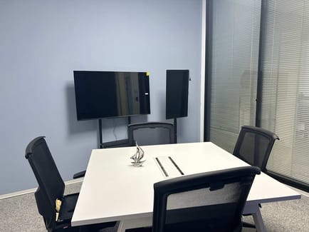 Image 11 of Hq - No. 432, Middle Section of Zhenhai Avenue, Luotuo Street,11th Floor,Zhenhai District