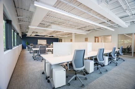 Image 3 of Workbar - 100 Summit Dr, Burlington, MA, 01803