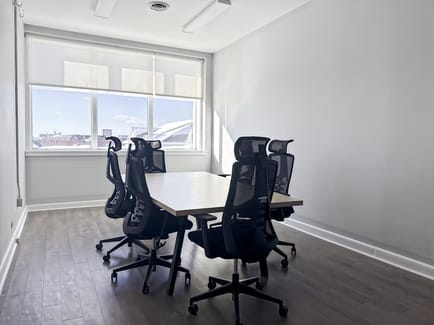 Image 1 of Regus - 236 Saint George St,4th Floor