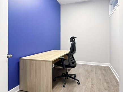 Image 2 of Regus - 236 Saint George St,4th Floor