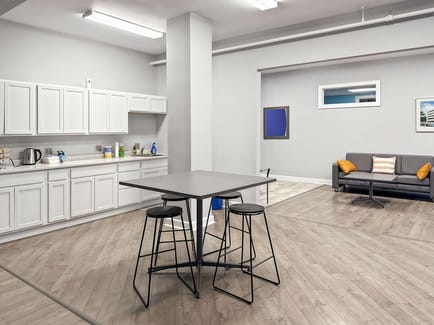 Image 6 of Regus - 236 Saint George St,4th Floor
