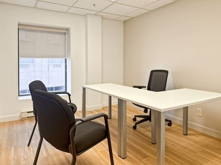 Image 4 of Regus - 720 Main Street