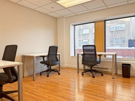 Image 8 of Regus - 720 Main Street