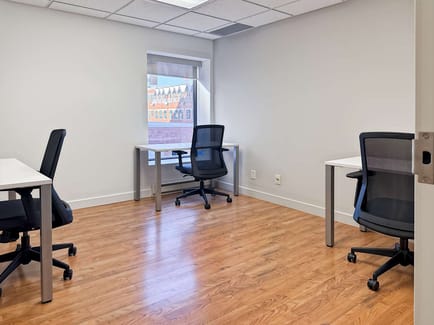 Image 9 of Regus - 720 Main Street