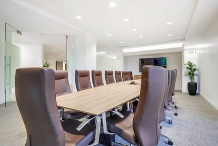 Image 3 of Barrister - Warner Corporate Center - 21300 Victory Blvd, 91367 - Woodland Hills, CA