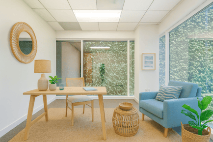 Image 4 of Barrister - Warner Corporate Center - 21300 Victory Blvd, 91367 - Woodland Hills, CA