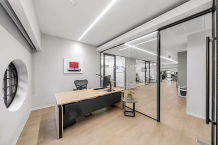 Image 3 of Kitt Offices (Managed 1,626 sqft) - 30 St James's Square, SW1Y 4AL - St. James's