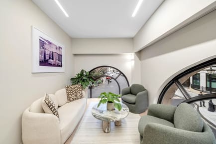 Image 4 of Kitt Offices (Managed 1,626 sqft) - 30 St James's Square, SW1Y 4AL - St. James's