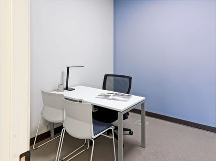 Image 4 of Hq - 2624 Lake Lansing Road,2nd Floor