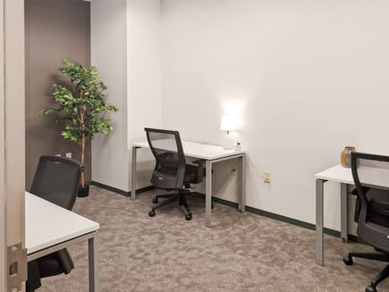 Image 7 of Hq - 11602 West Center Road